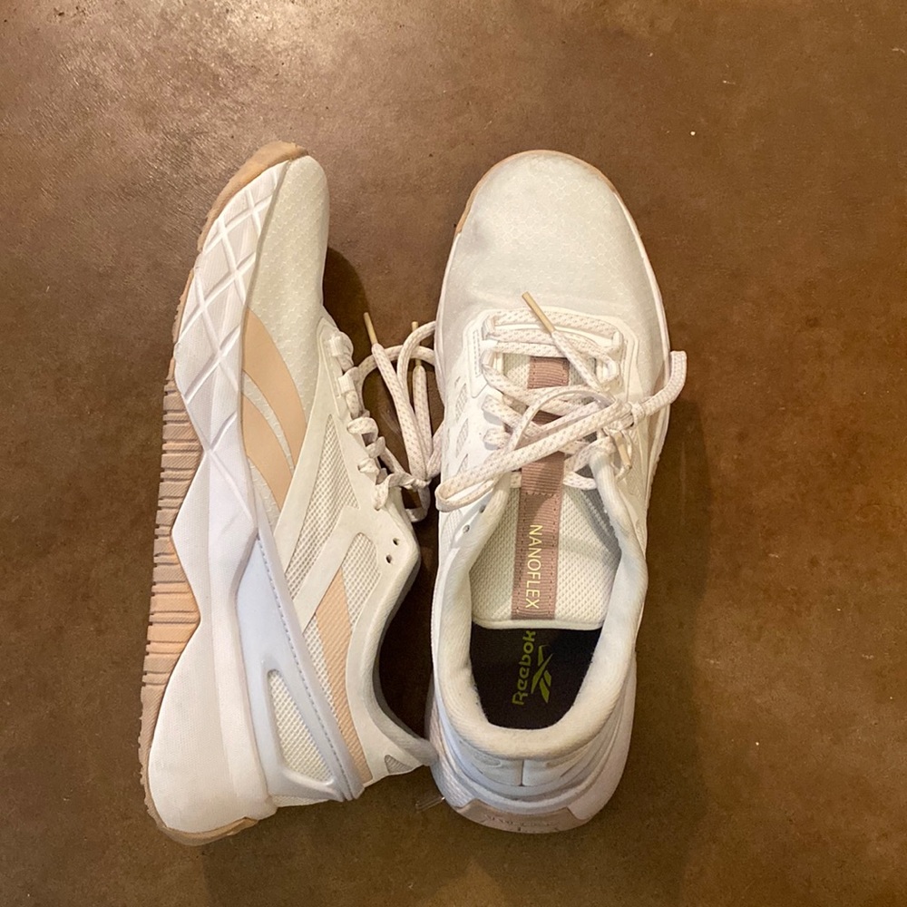 Woman’s tennis shoes